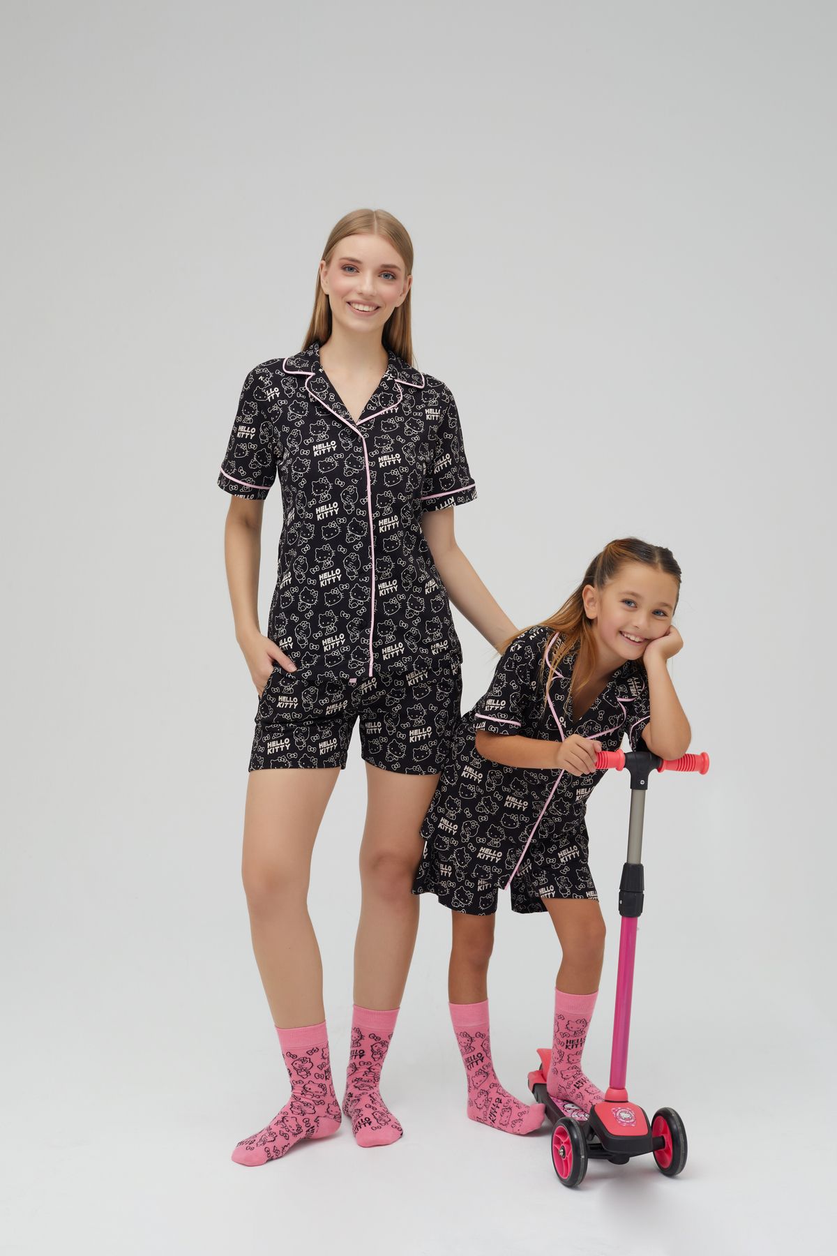 Hello Kitty Black Clothing with Best Prices - Trendyol