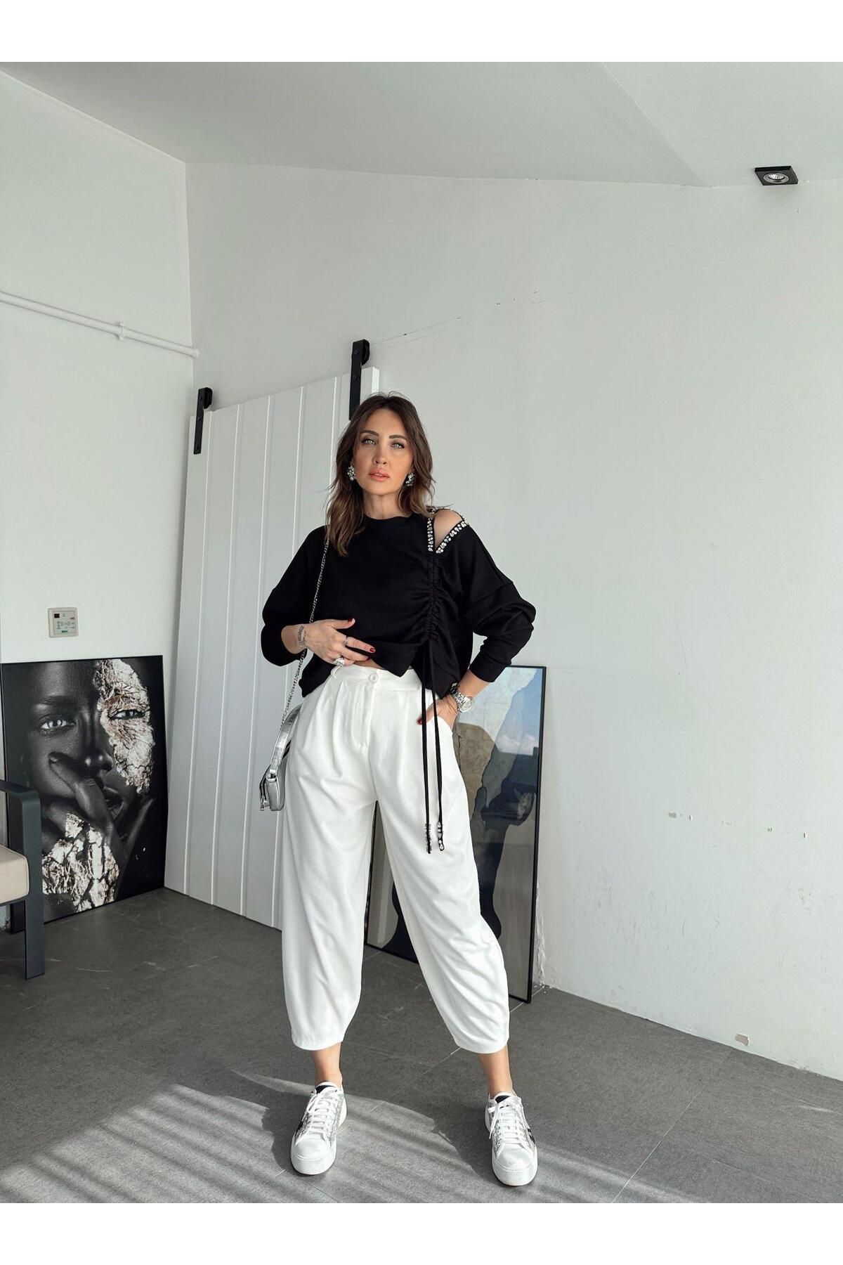 Zerrincan Giyim-White Baggy Cut Trousers with Pockets 8