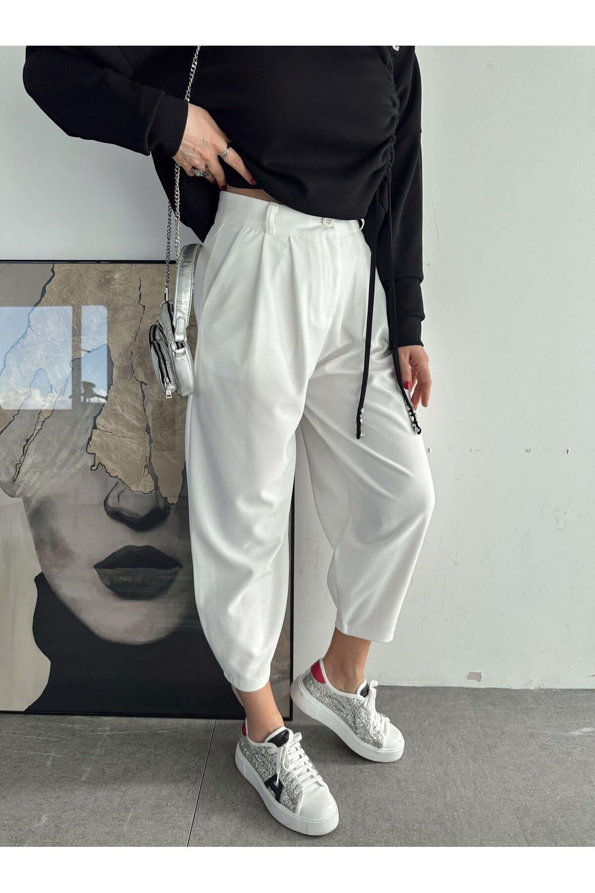 Zerrincan Giyim-White Baggy Cut Trousers with Pockets 3