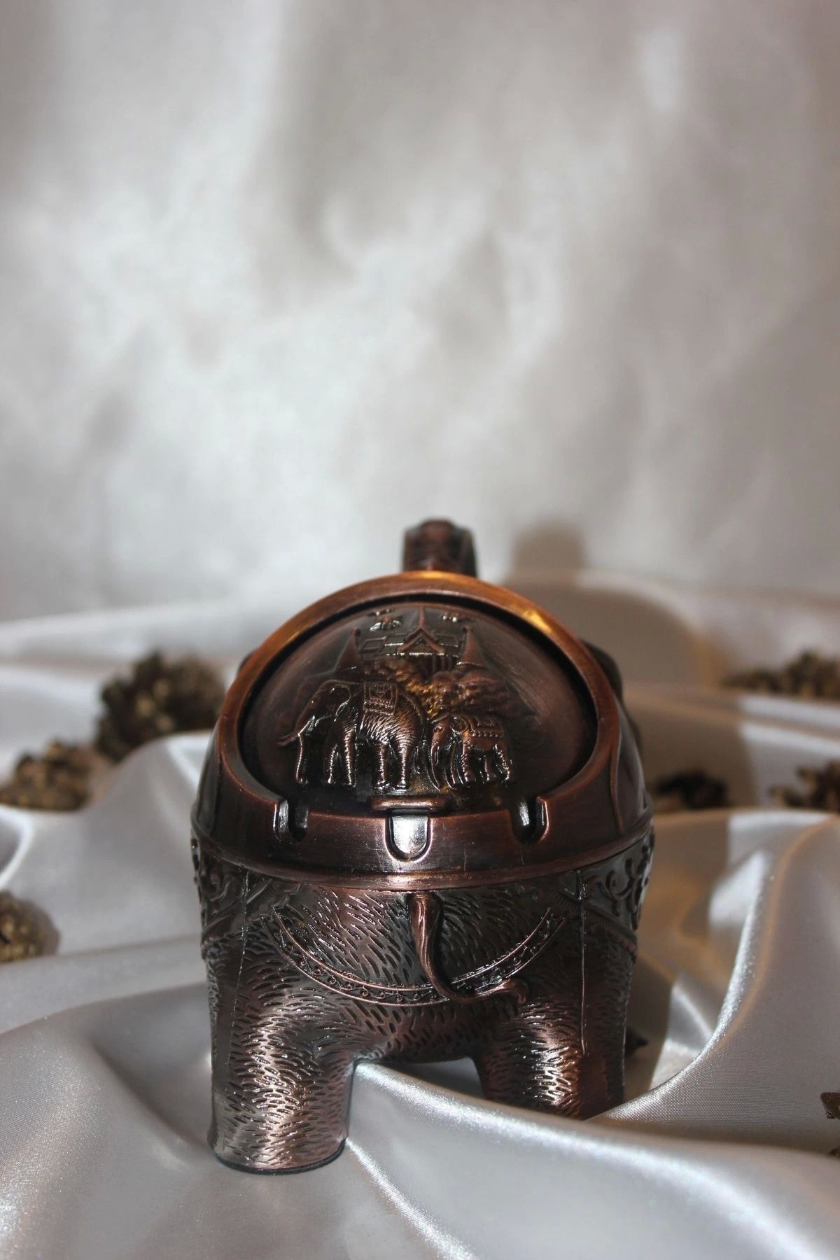 RaHan-ashtray metal ashtray with Elephant Figure 7