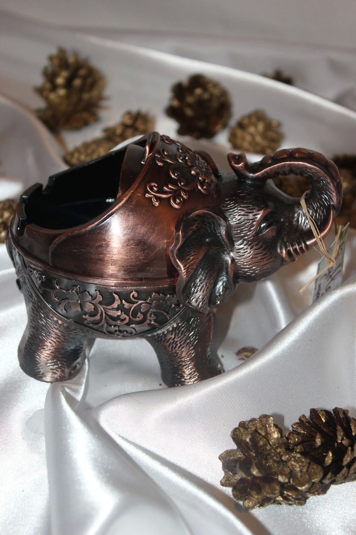 RaHan-ashtray metal ashtray with Elephant Figure 5