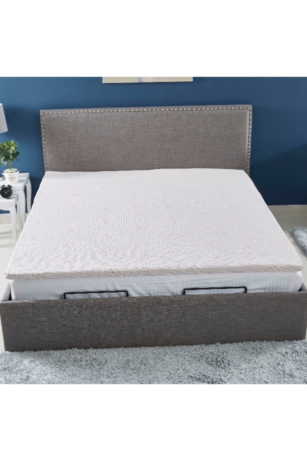 Home Box-Essence Memory Foam Super King Mattress Topper 200x200x4 cm 2