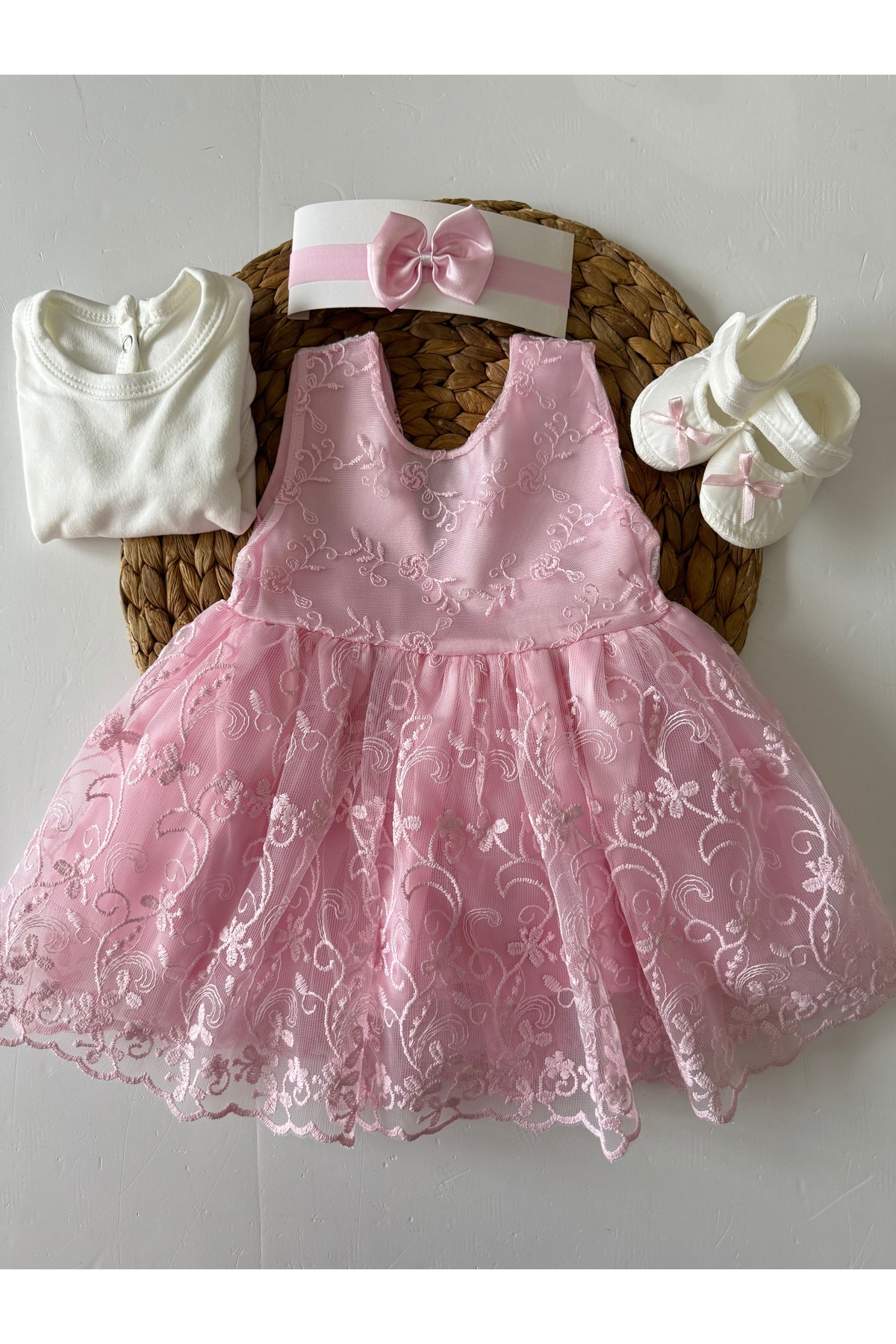 PİLEKİ BABY ( 4 Parça ) 0 4 Ay Yenidoğan Bebek Mevlüt Elbisesi Prenses Elbise Dantelli Kız Bebek Elbisesi fotoğrafı 3 (önizleme)