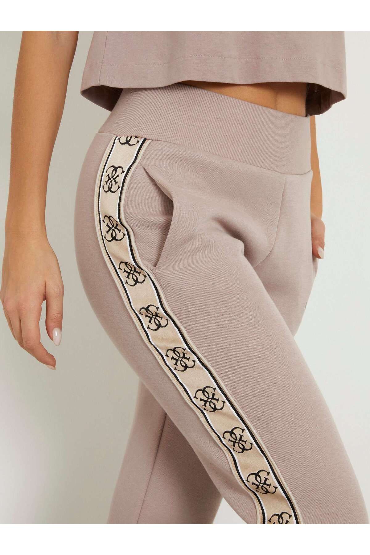 Guess-Pantaloni de trening Britney pentru femei Active Regular Fit 4