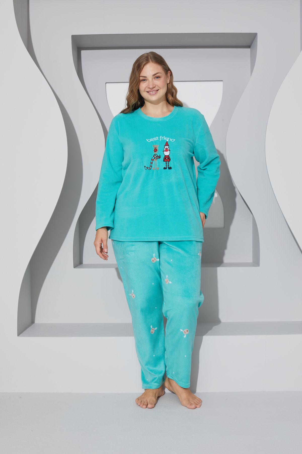 Siyah İnci-Plus Size Green Embroidered Fleece Curve Pajama Set - Oversize 24222528 2