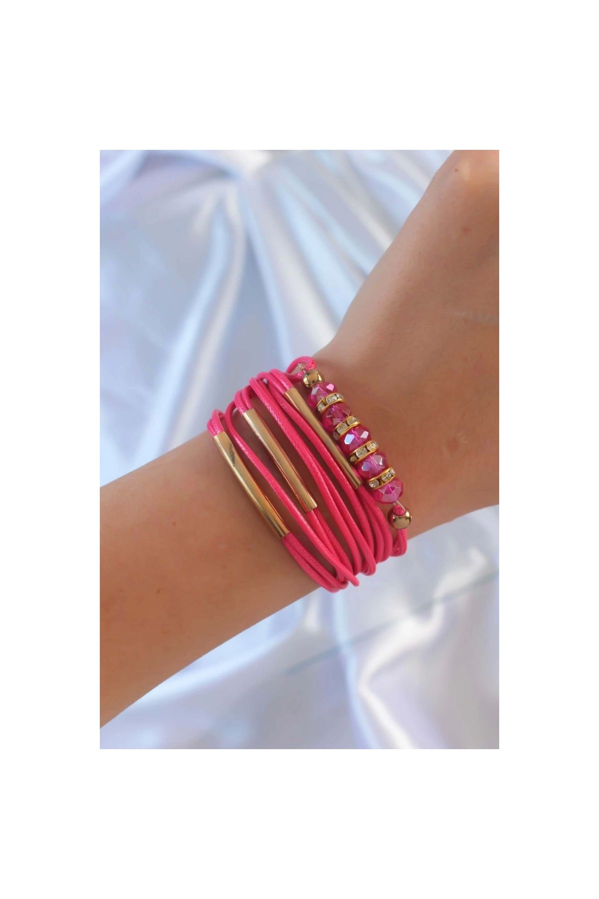 Narnuga Pembe Renk Zirkon Taşlı Metal Aksesuarlı İpli Çoklu Bileklik - TJ-BB6357