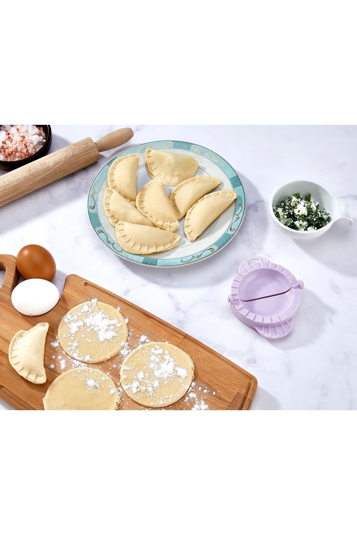 SLAINTE SLAİNTE Pratik Ravioli Poğaça Çiğ Börek Mantı Kurabiye Kalıbı Plastik 1 Adet