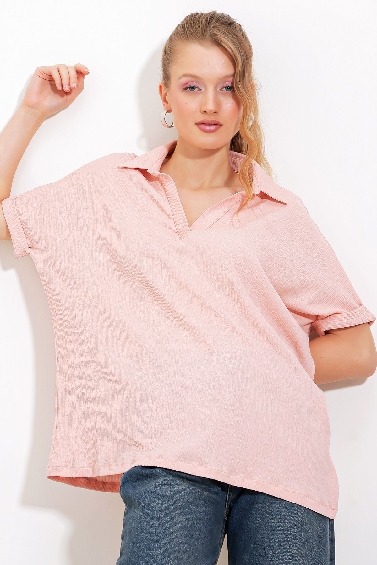 Bigdart-Puderfarbene Oversize-Polobluse für Damen - 0486 1