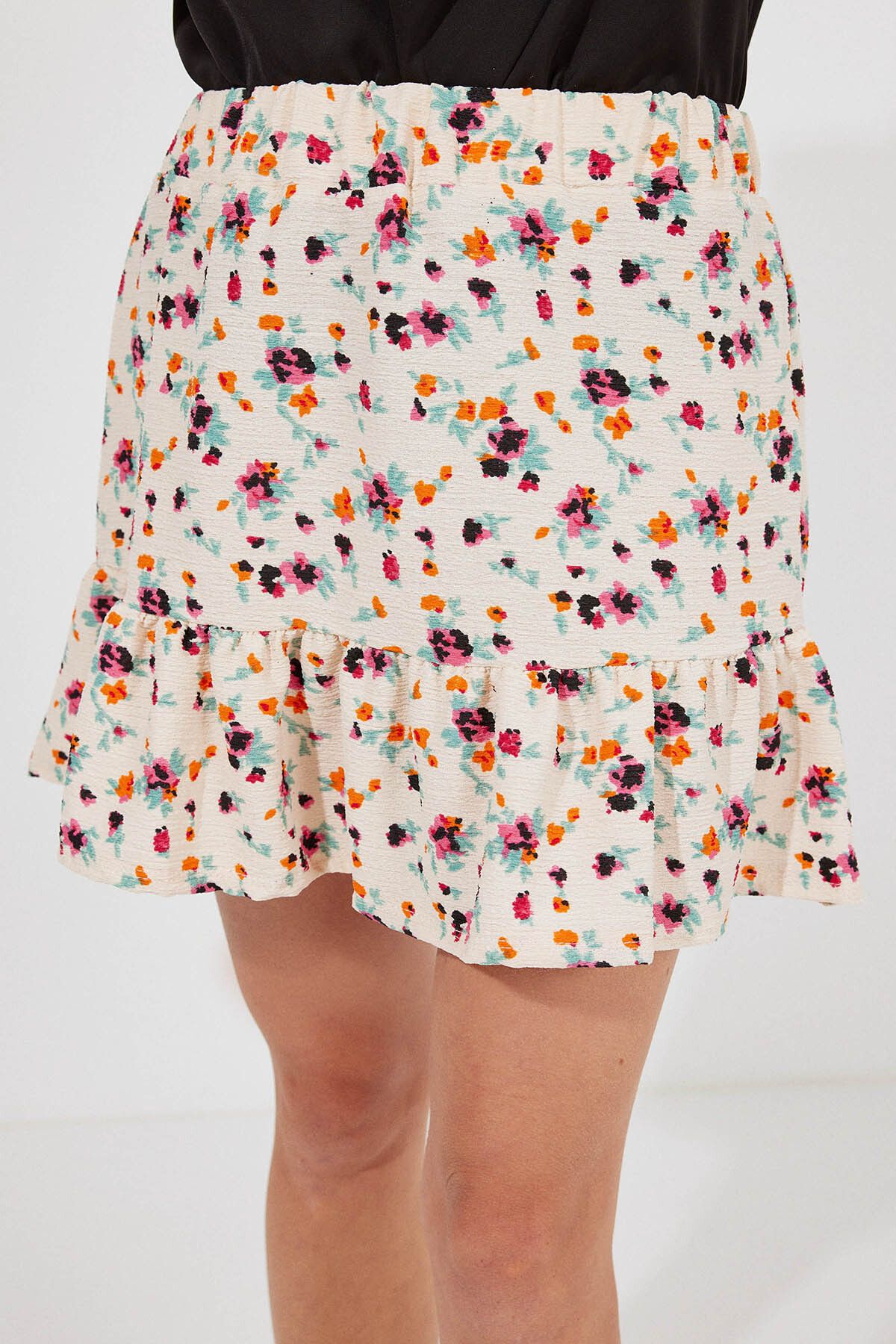 Bigdart-1884 Patterned Viscose Mini Skirt - Cream Color 4