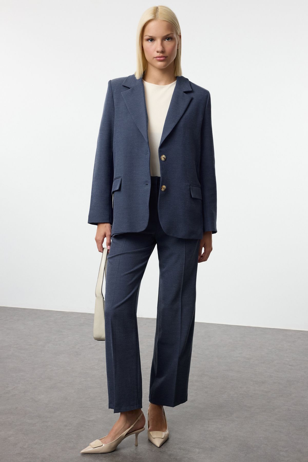 complete the look image
