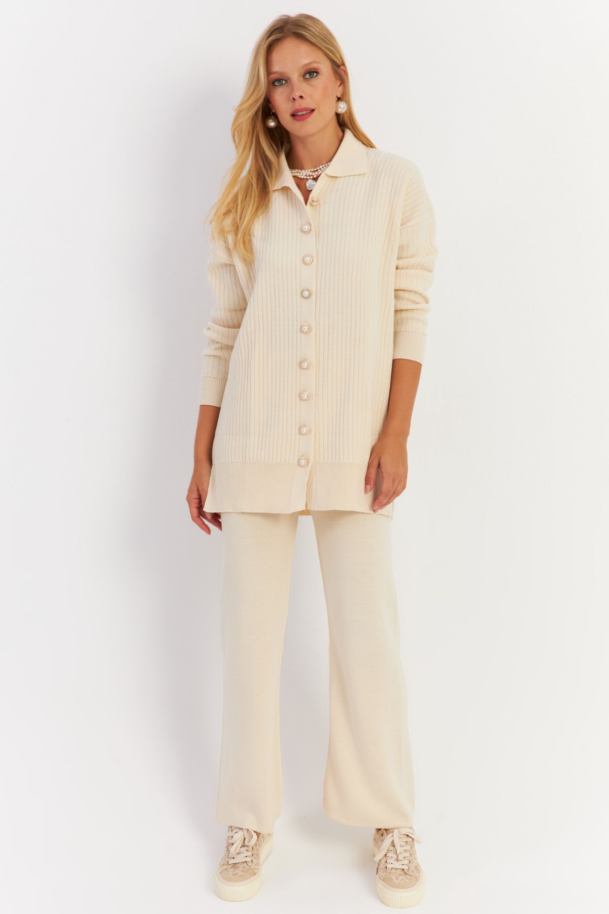 Cool & Sexy-Ecru Women's Knitwear Cardigan and Bottom Set - Pearl Buttoned Nuv26 1