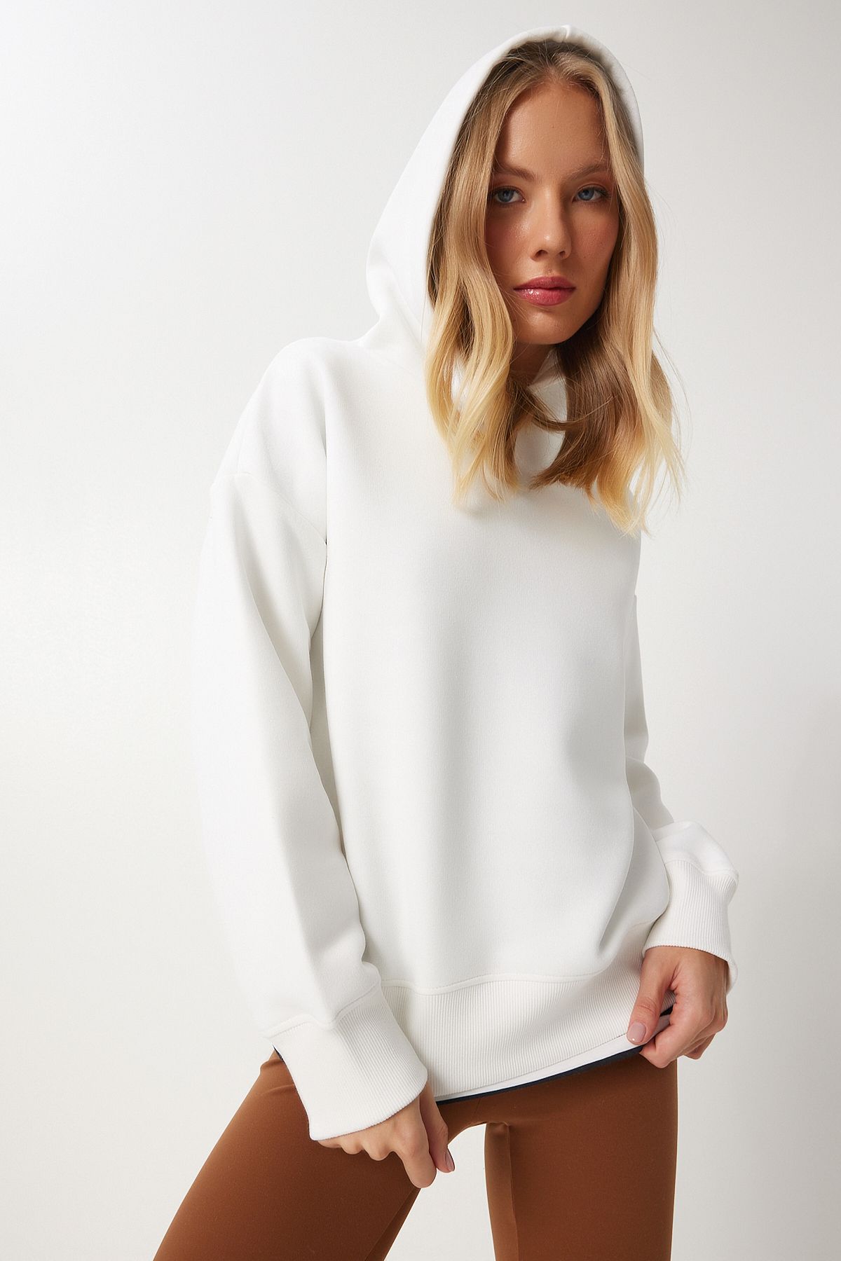 Happiness İstanbul-Ecru-Sweatshirt mit Kapuze für Damen OW00050 5