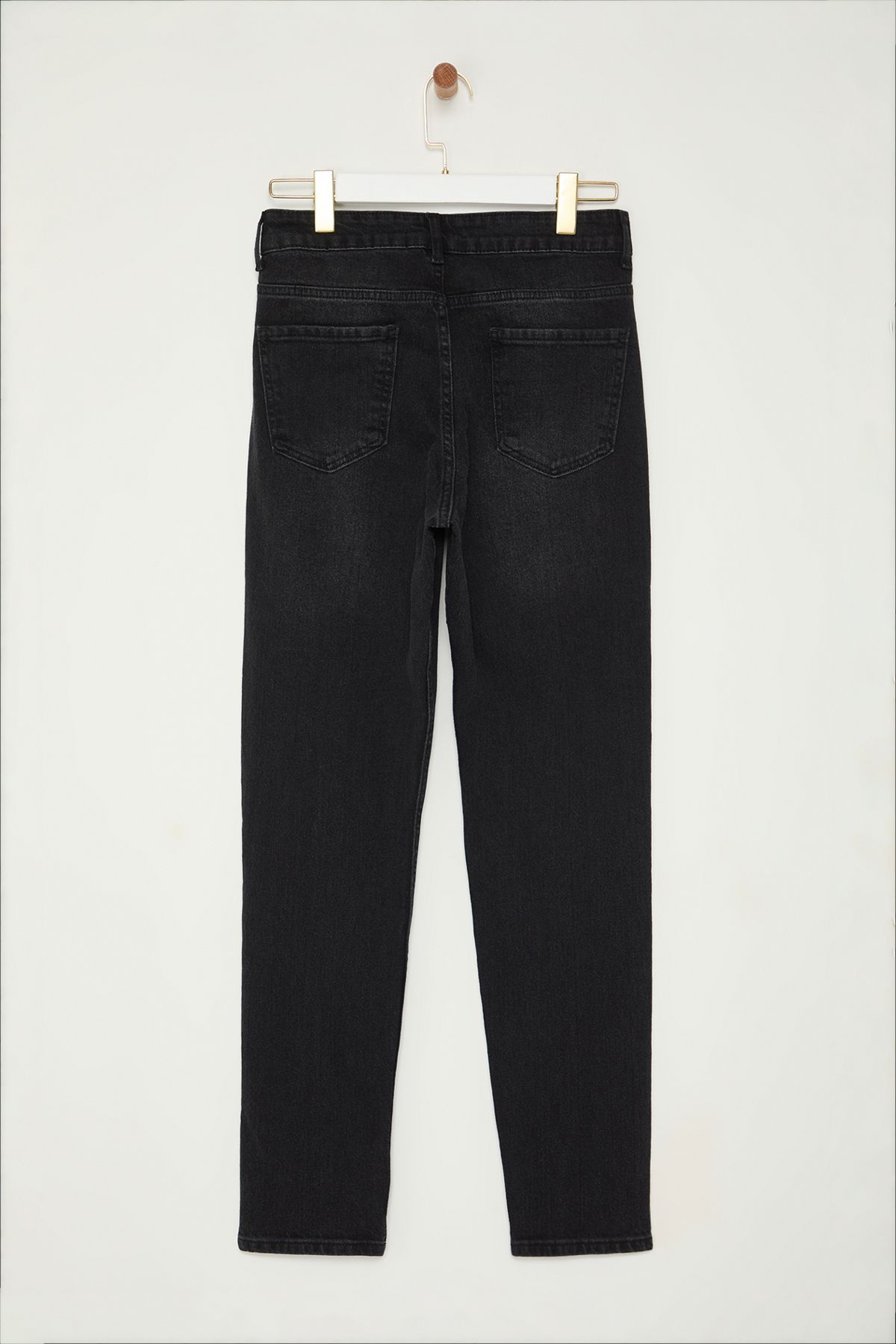 Trendyol Collection-Męskie czarne jeansy Comfort Fit - Tmnaw25Je00008 7