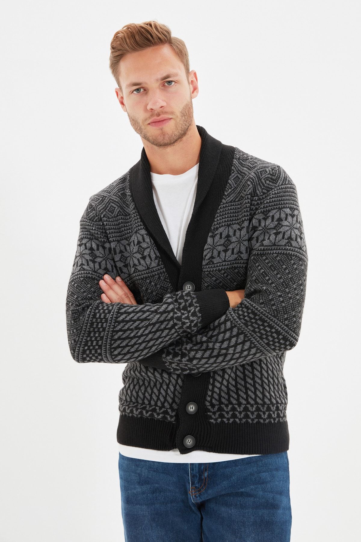 Trendyol Collection Strickjacke Grau Slim Fit Fast ausverkauft
