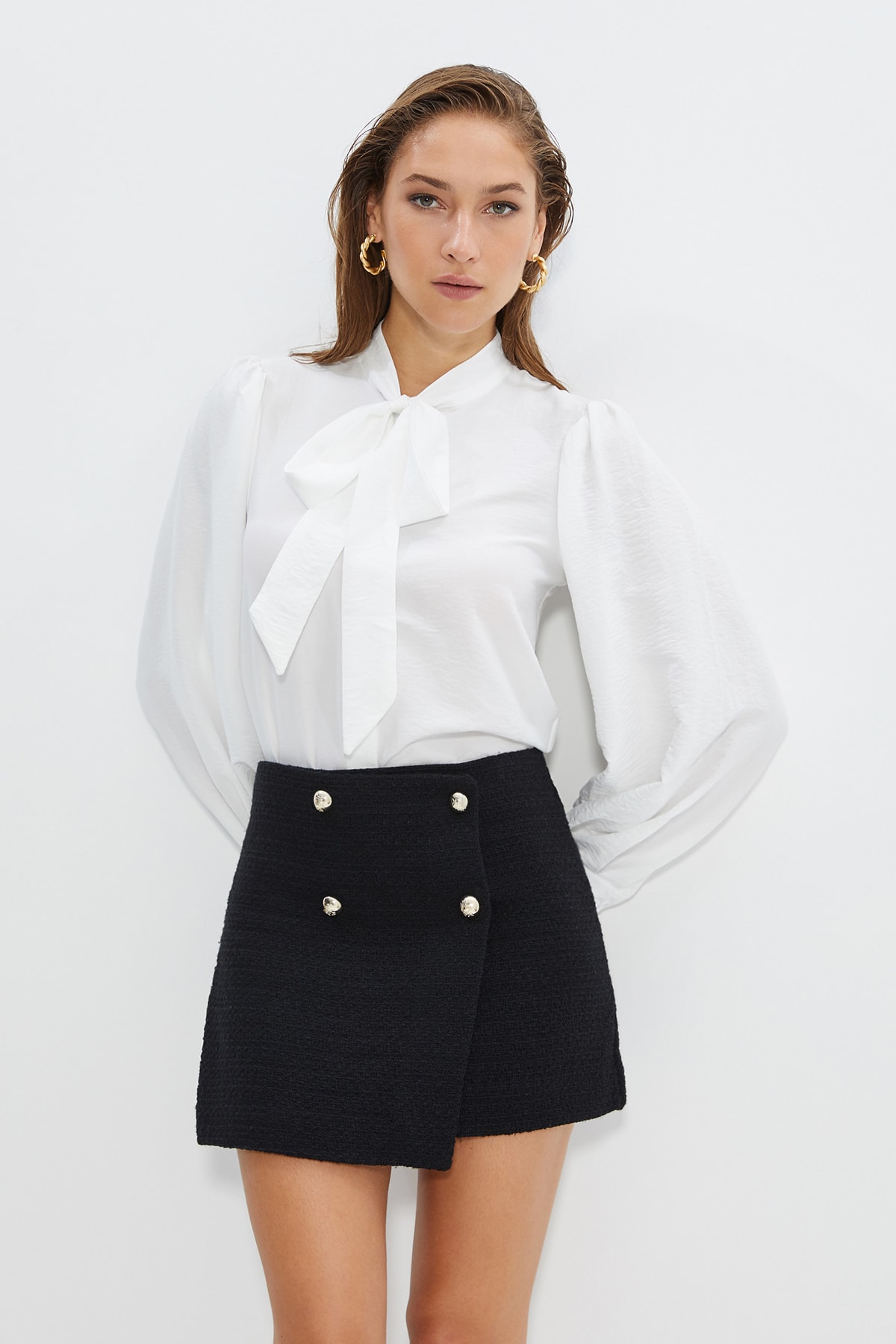 Trendyol Collection Ecru Woven Shirt - Scarf Detail on the Collar, Regular Fit TWOSS21GO0098