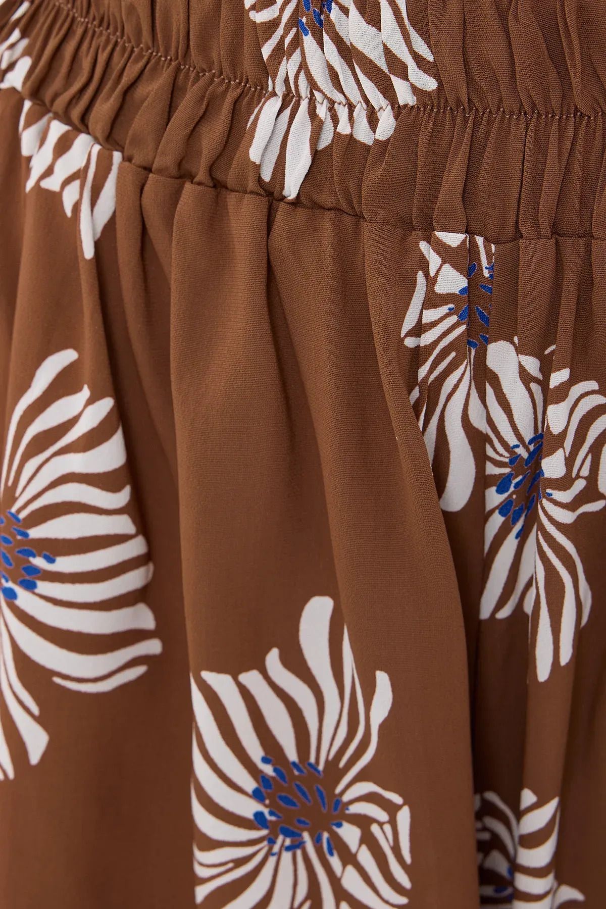 Hiccup-Flower Print High Waist Shorts with Elastic Waist Detail 4