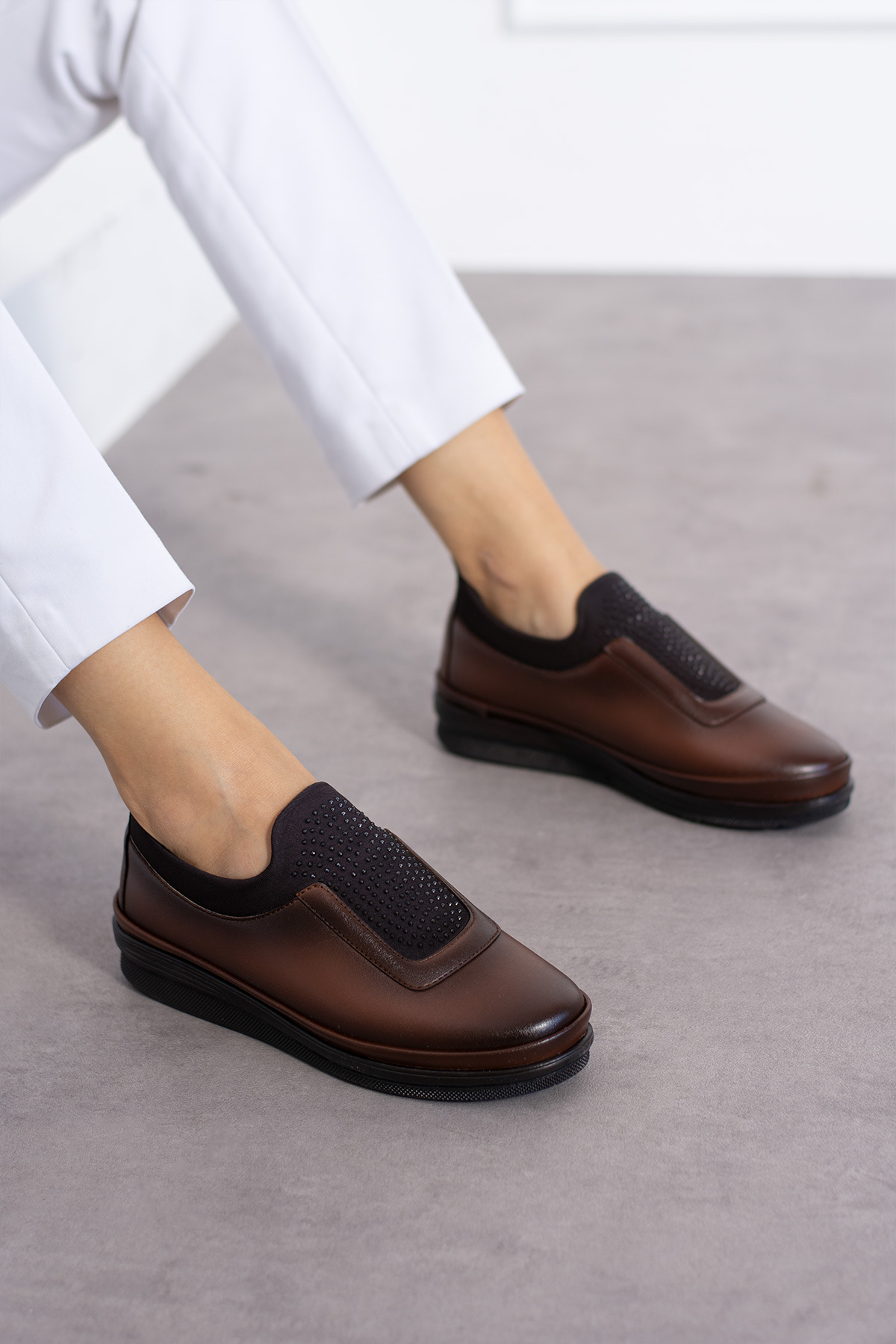 Shakrak Ortopedik Cırtlı bağlı  Ayakkabı Rahat  Anne Ayakkabısı