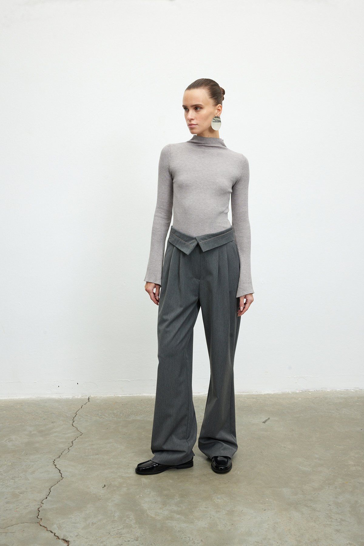 VATKALI-Reverse Belt Trousers Gray 3