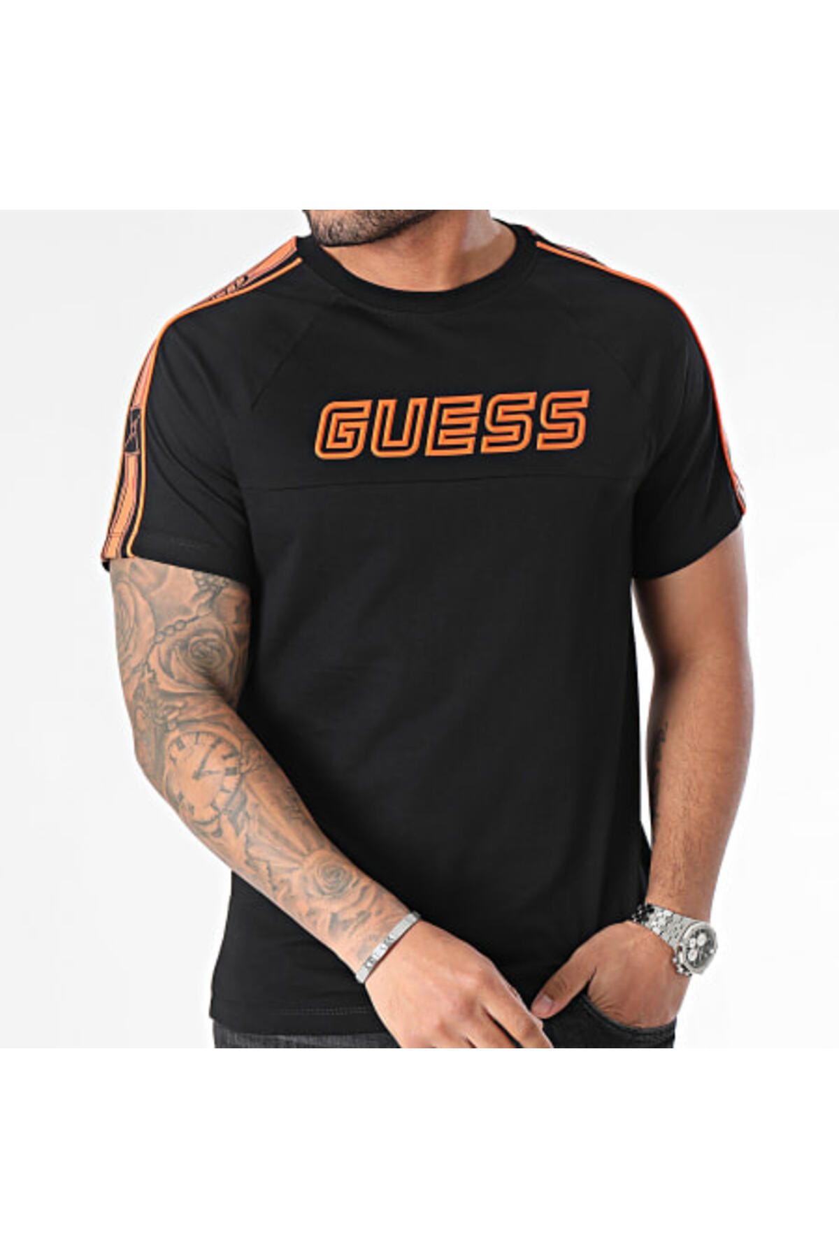 تی شرت مشکی مردانه پیراهن آرم جلو بژ سیاه Guess