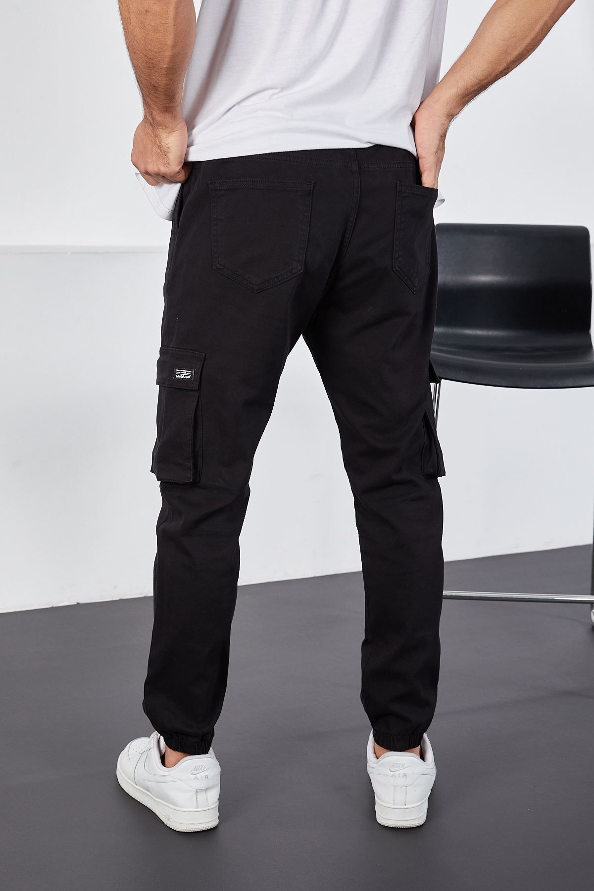 LTC Jeans-Men's Black Elastic Leg Jogger Cargo Pocket Trousers 3