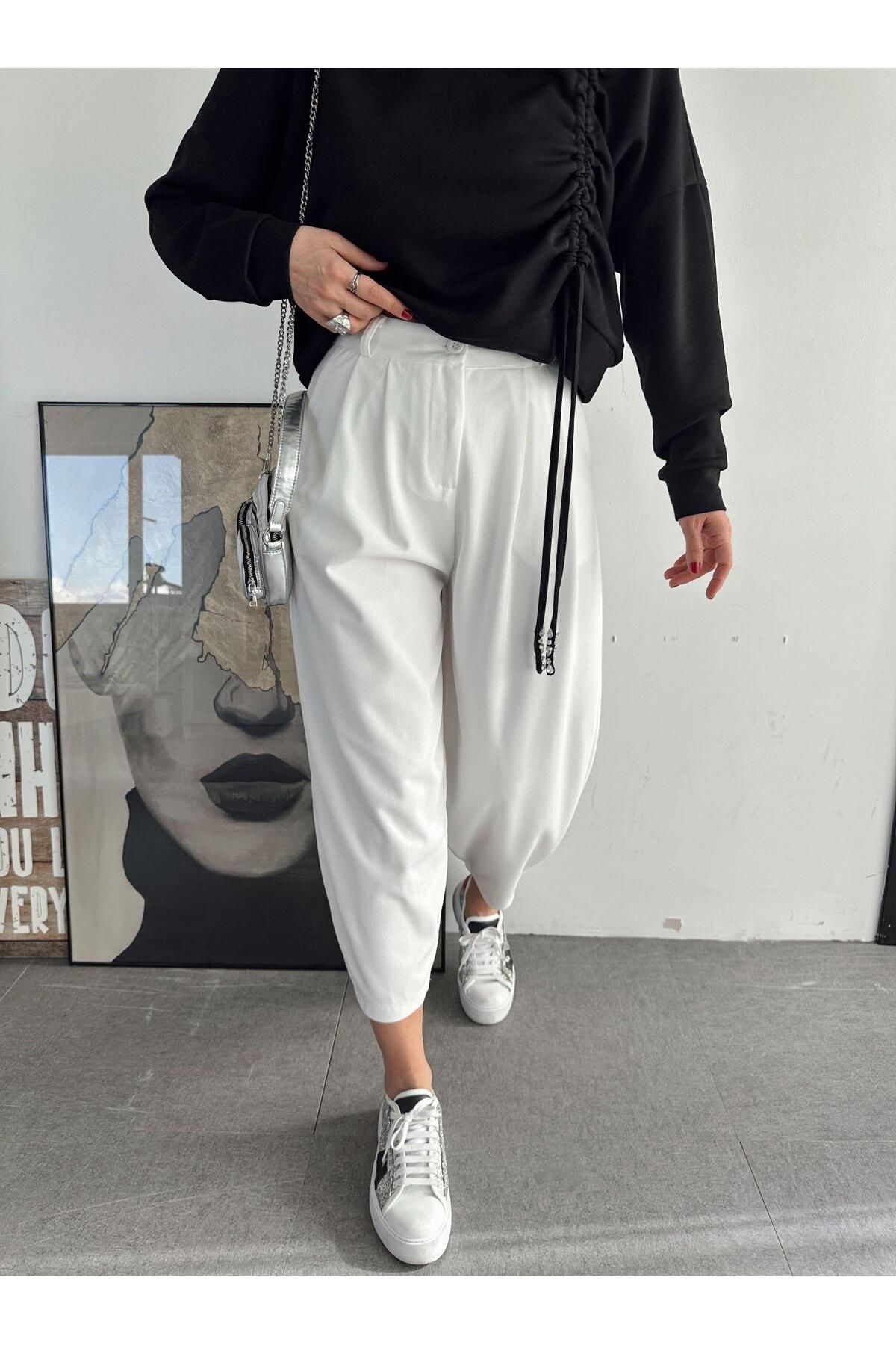 Zerrincan Giyim-White Baggy Cut Trousers with Pockets 5