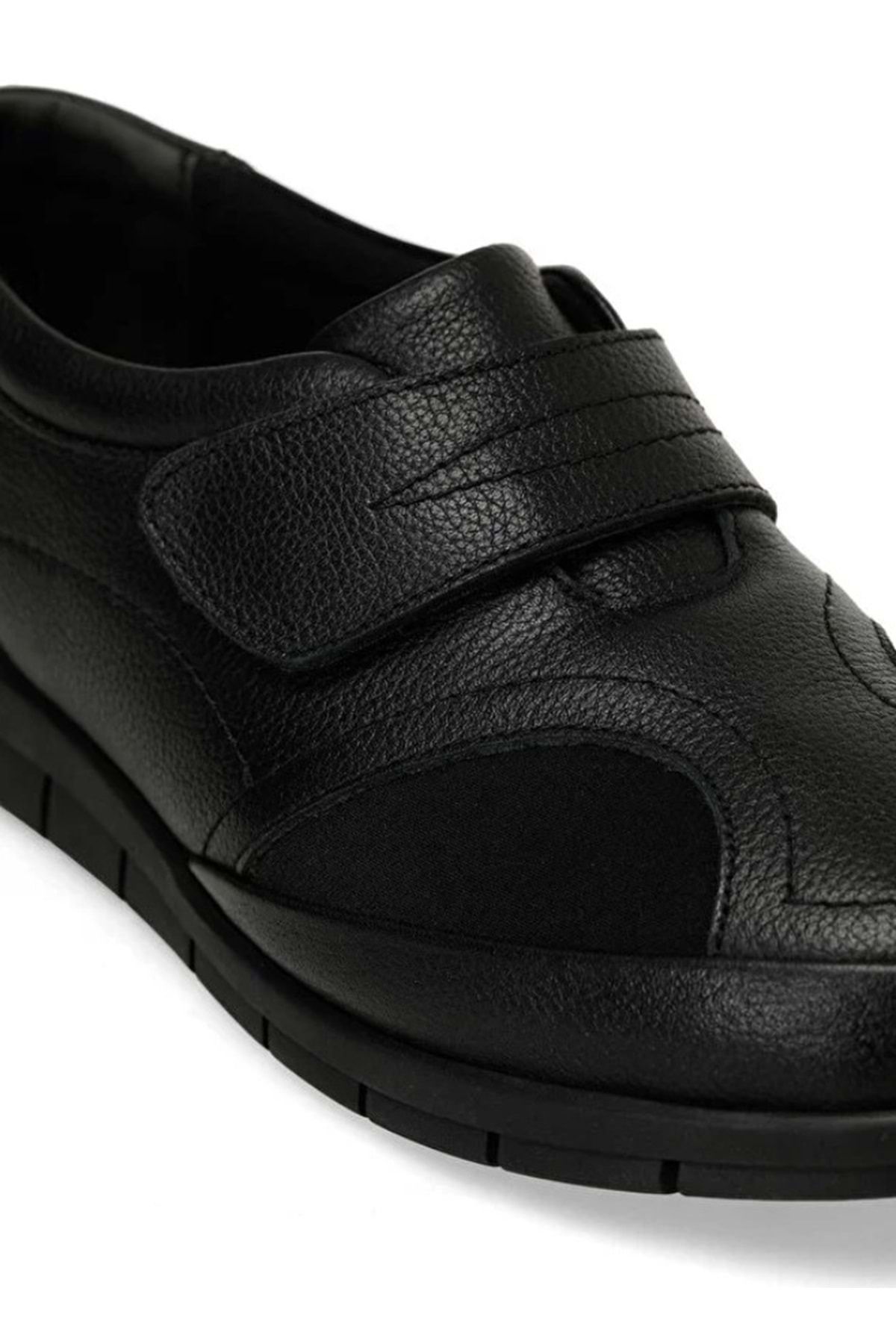 Polaris 5 Nokta-105204 .Z4Pr Model Number - Black Women's Flat Shoes 6