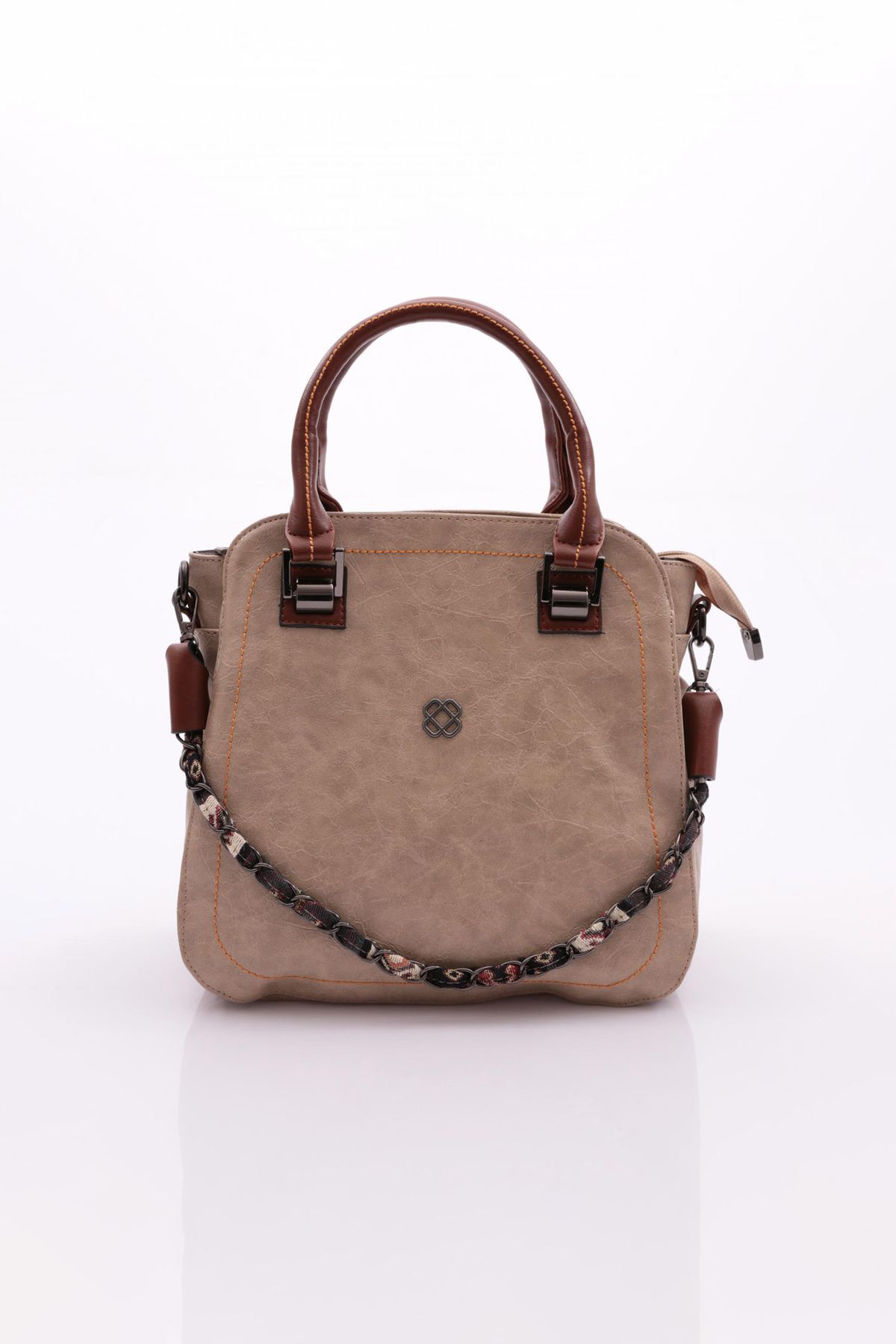 DGN-624 Women's Chain Bag 1