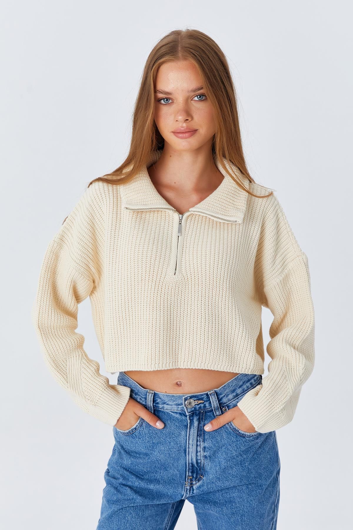 Mixray-6752 Model - Natural Color Women's Crop Zippered Sweater 5