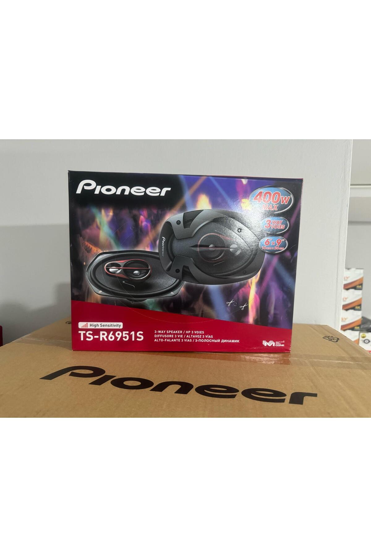 Parlantes PIONEER 6x9 TS-R6951S 400W de 3 vías | Éxito