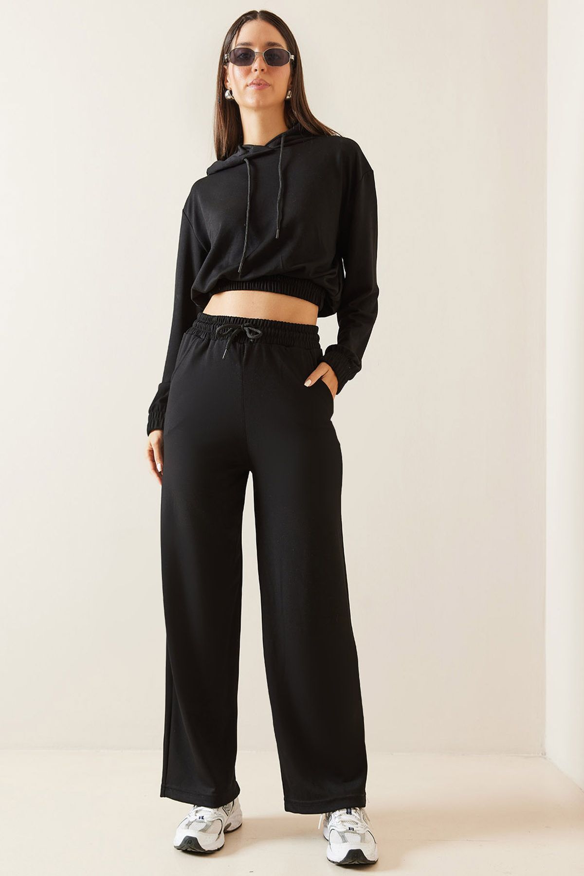 XHAN-Black High Waist Wide Leg Sweatpants 5Kxk8-48971-02 1