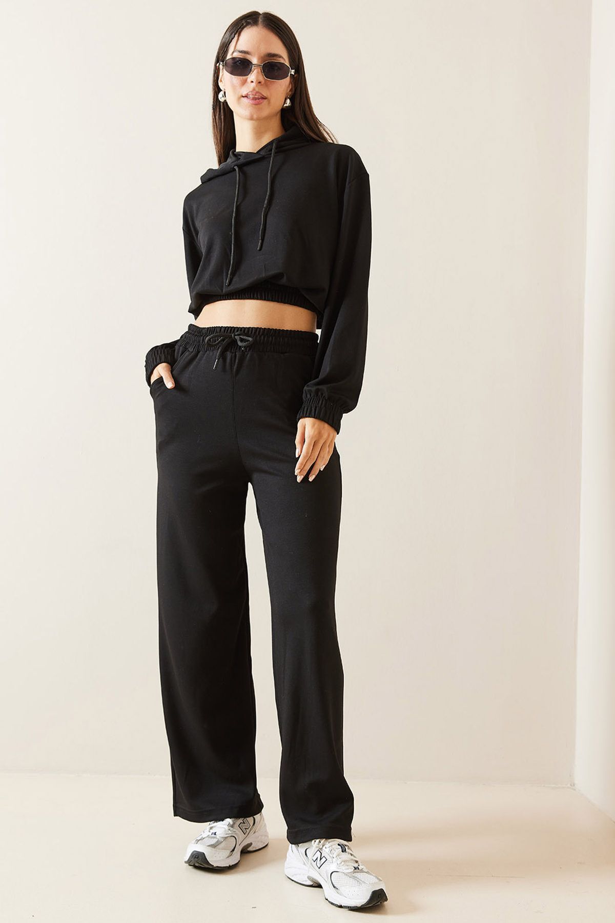 XHAN-Black High Waist Wide Leg Sweatpants 5Kxk8-48971-02 2