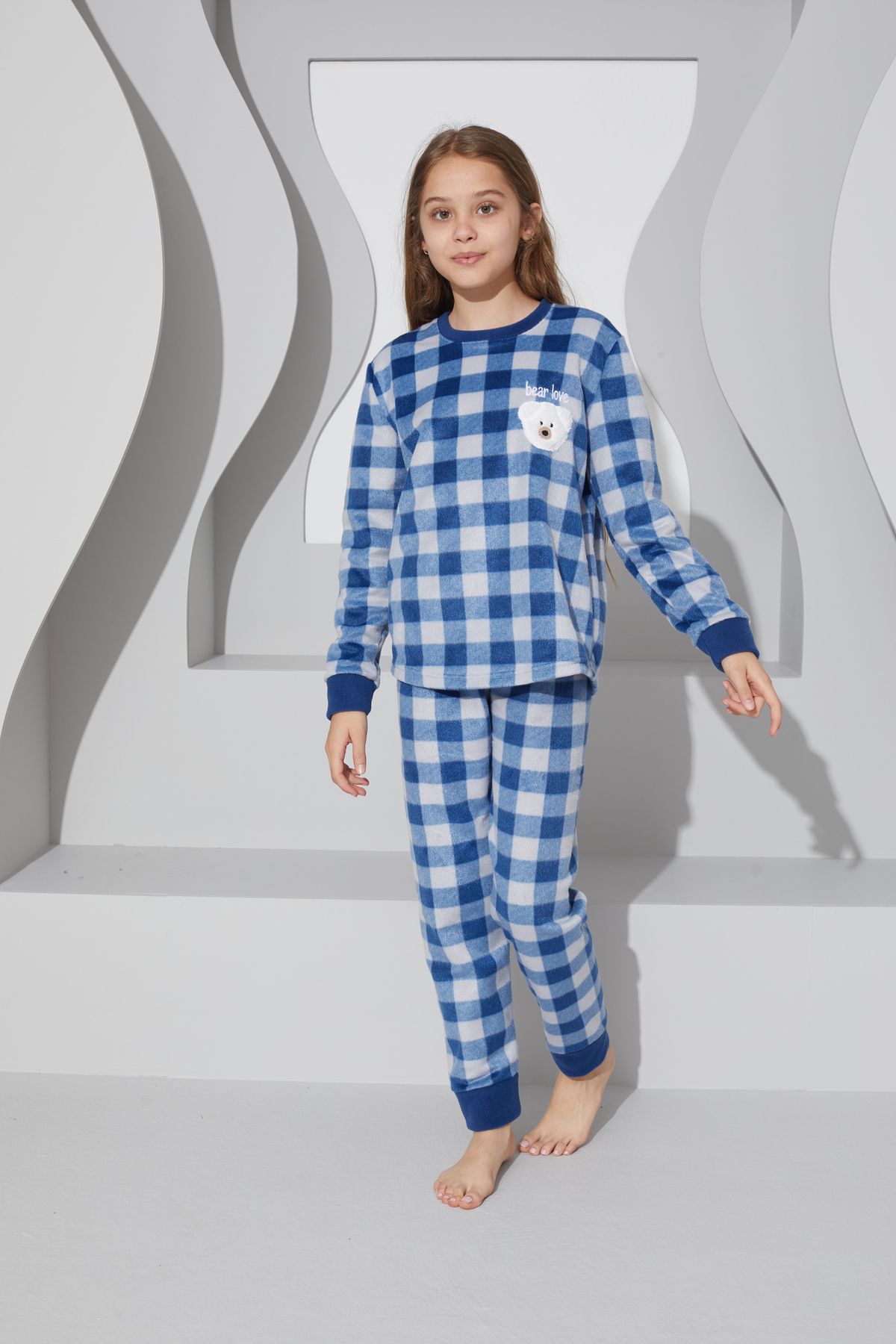 Siyah İnci-Navy Blue Embroidered Lower-Upper Fleece Pajama Set 24223074 4