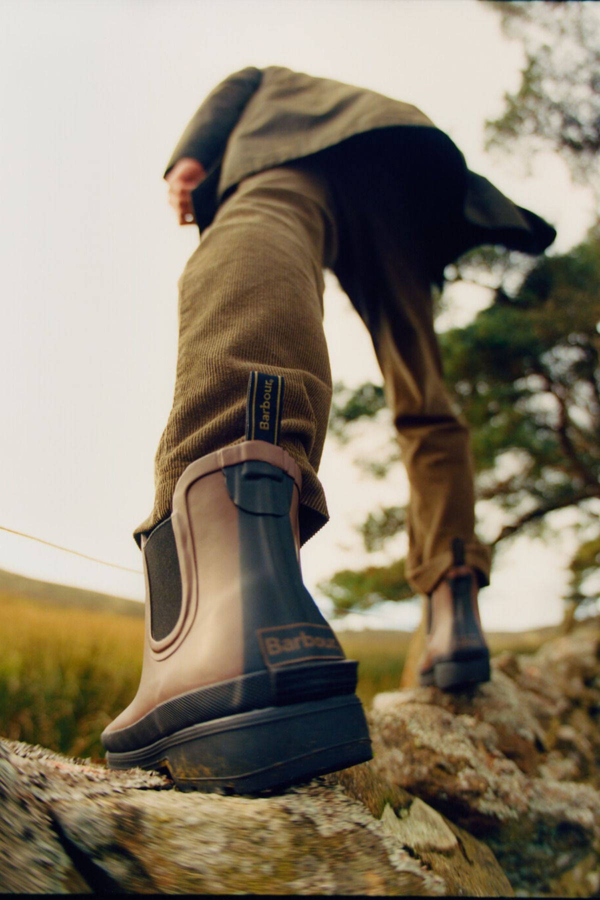 چکمه چند رنگ مردانه RAIN بوت پوتین OL92 زیتون Barbour