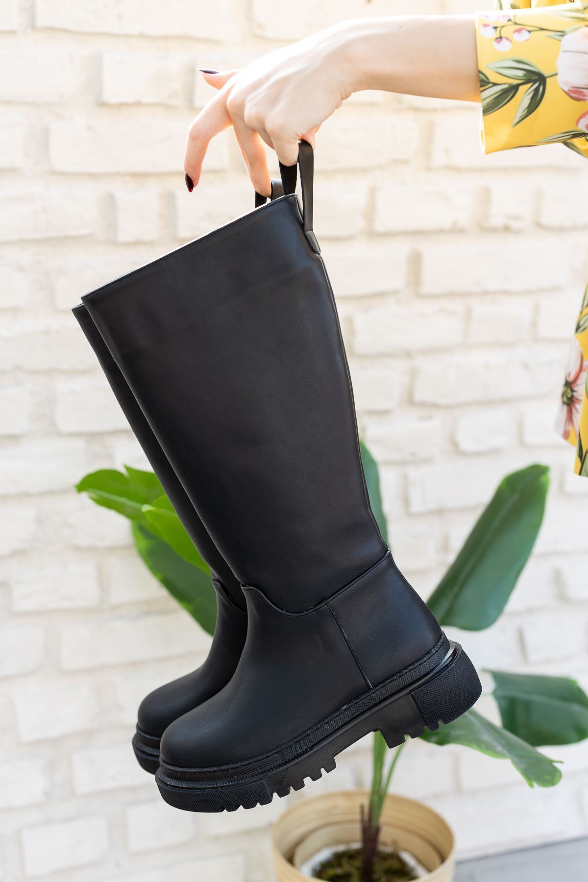 GOFFSHOES Kadın Kimber Kalın Taban Diz Altı Deri Çizme - Siyah