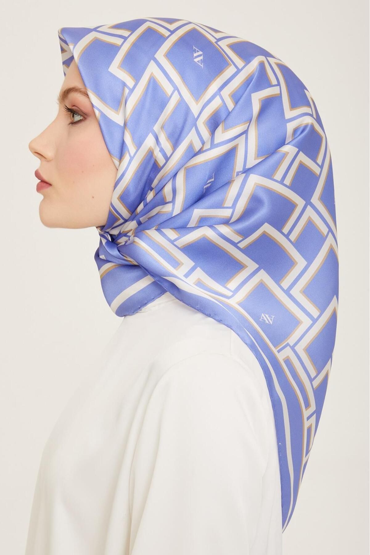 Armine-Eșarfă de mătase Sura cu model geometric albastru-alb aviator 9132-80 3