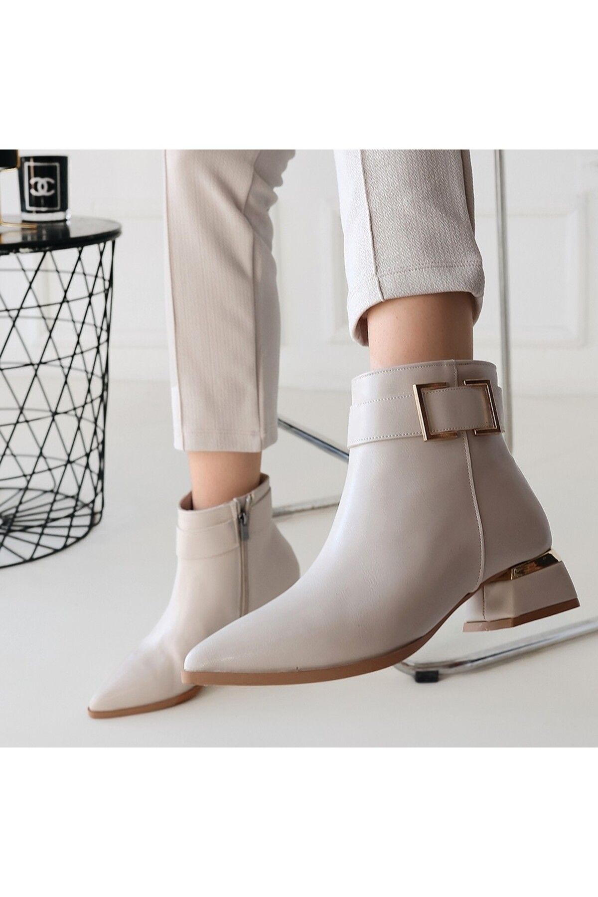 K&A-Beige Leather Heeled Boots 3