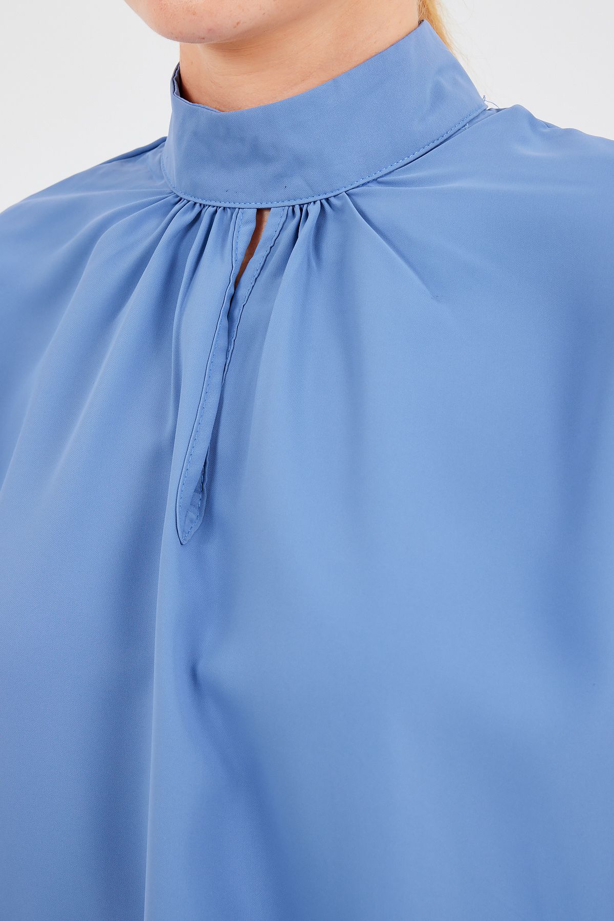 Bigdart-0418 Indigo Blouse - Window Detail 5