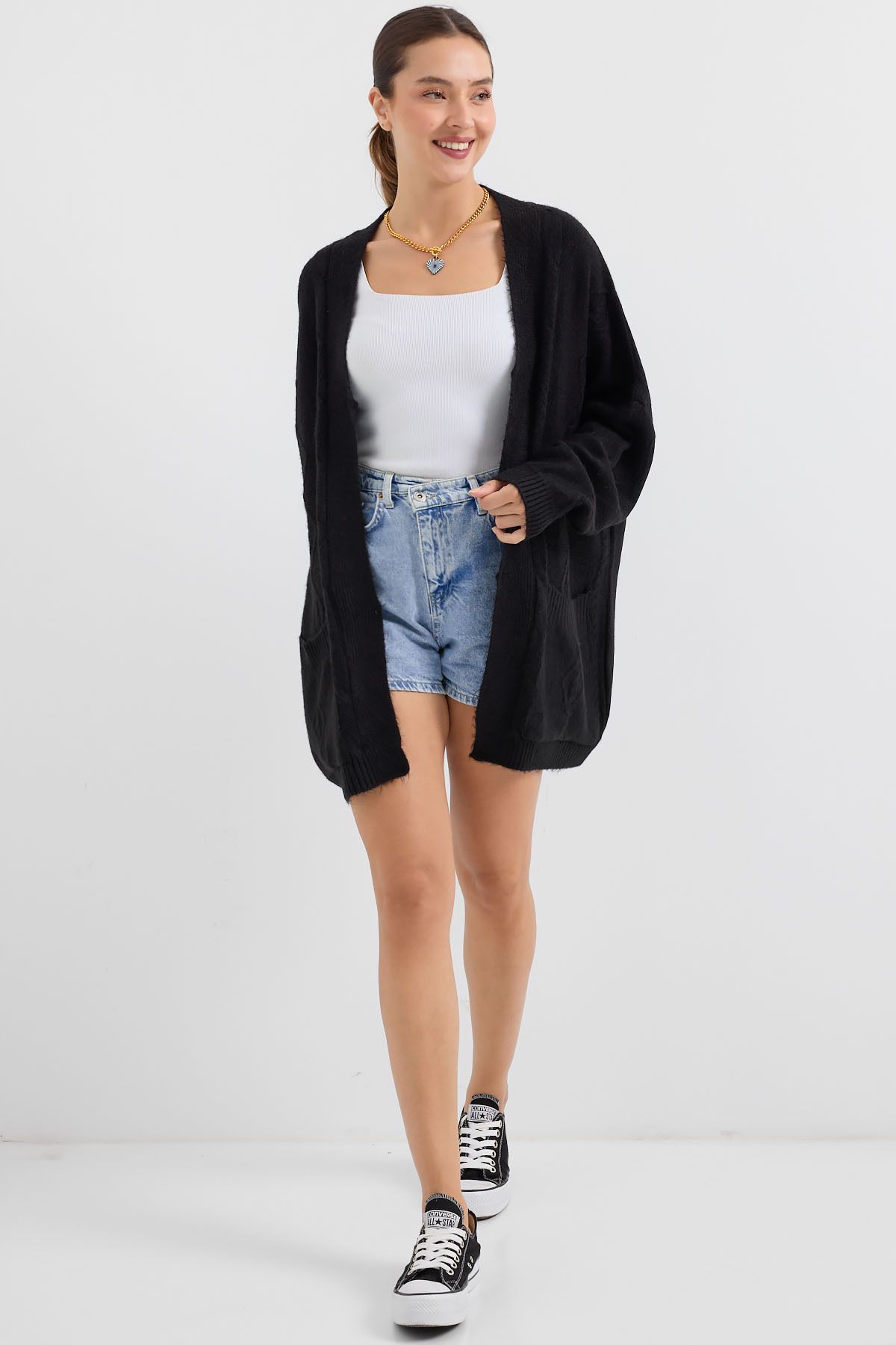 complete the look image