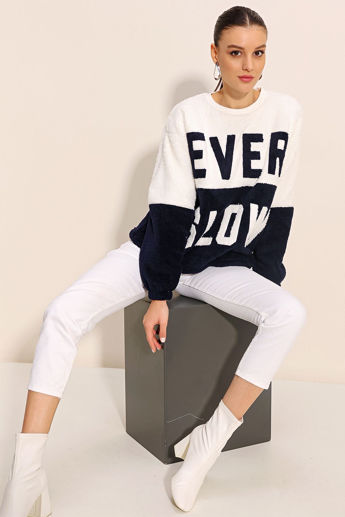 Bigdart-55438 Color Block Plush Sweatshirt - Navy Blue 5
