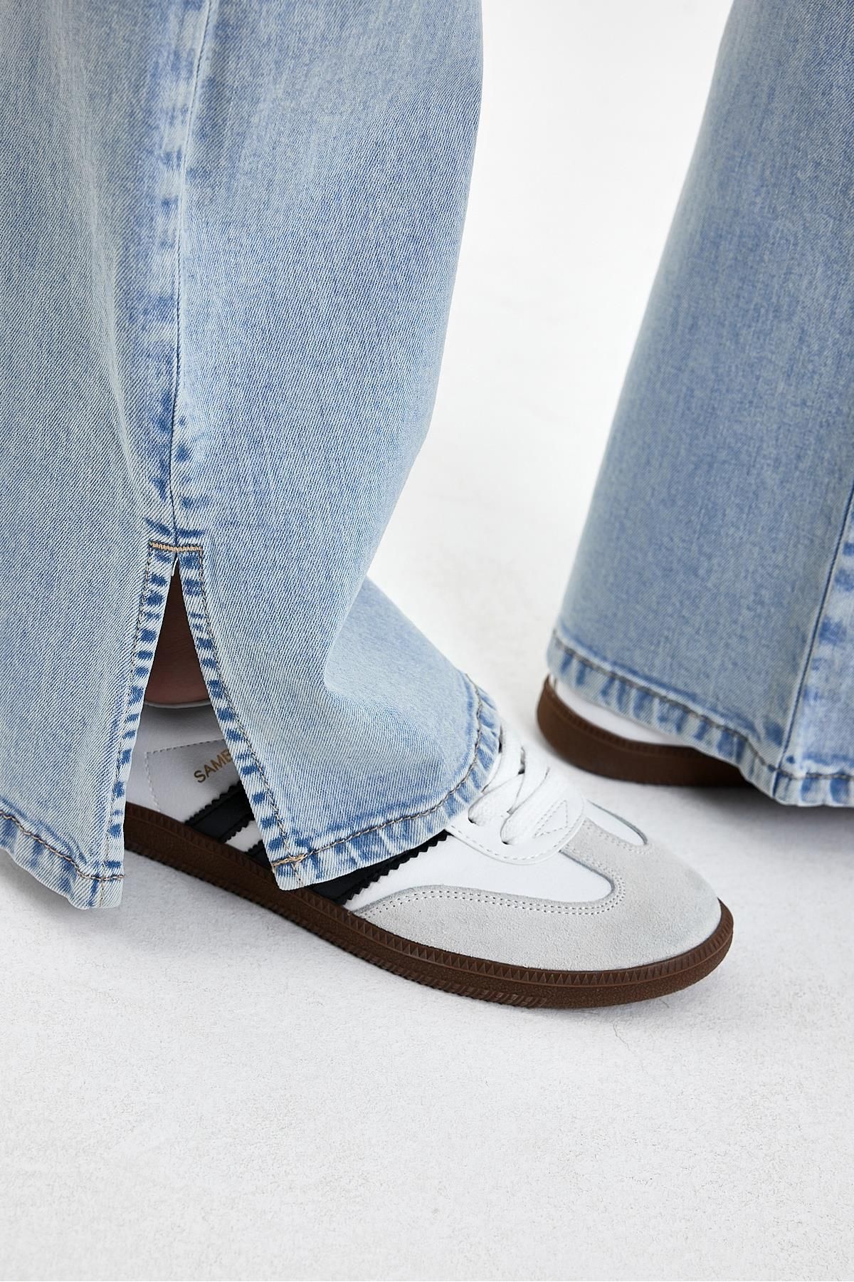 شلوار جین VENA زنانه Emilie Sky Blue Bootcut با پاهای چاک دار