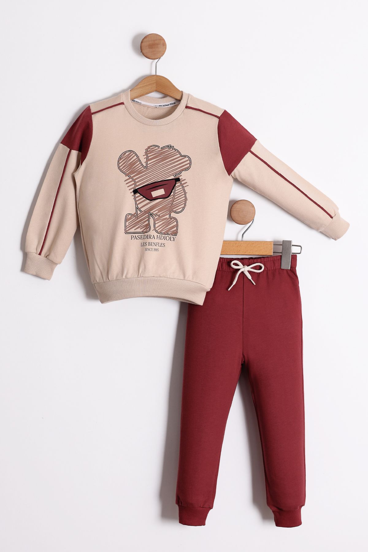 Pollito-Boy's Seasonal Bear Printed 2-Piece Tracksuit Set 1