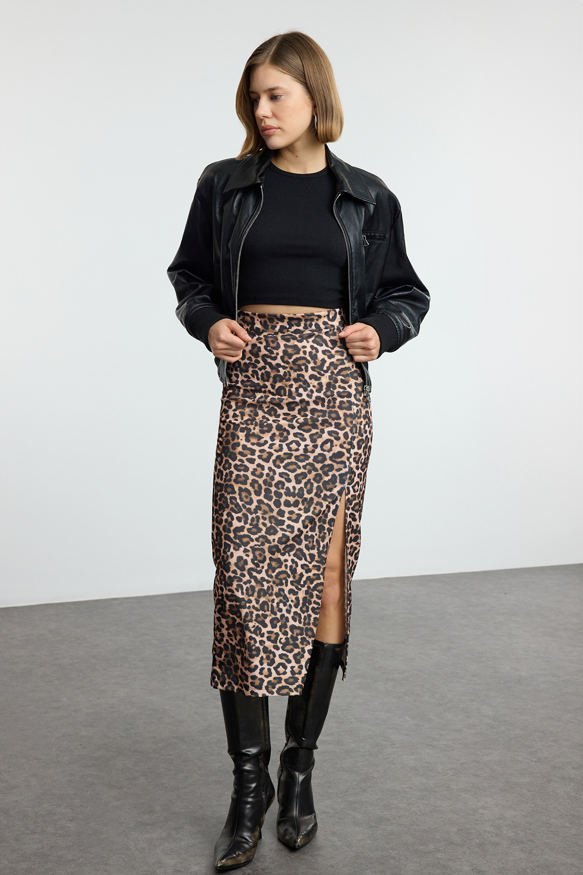 Trendyol Collection-Спідниця максі з високою талією з еластичної стрічки Orme коричневого кольору з леопардовим принтом з розрізом TWOSS23ET00351 2