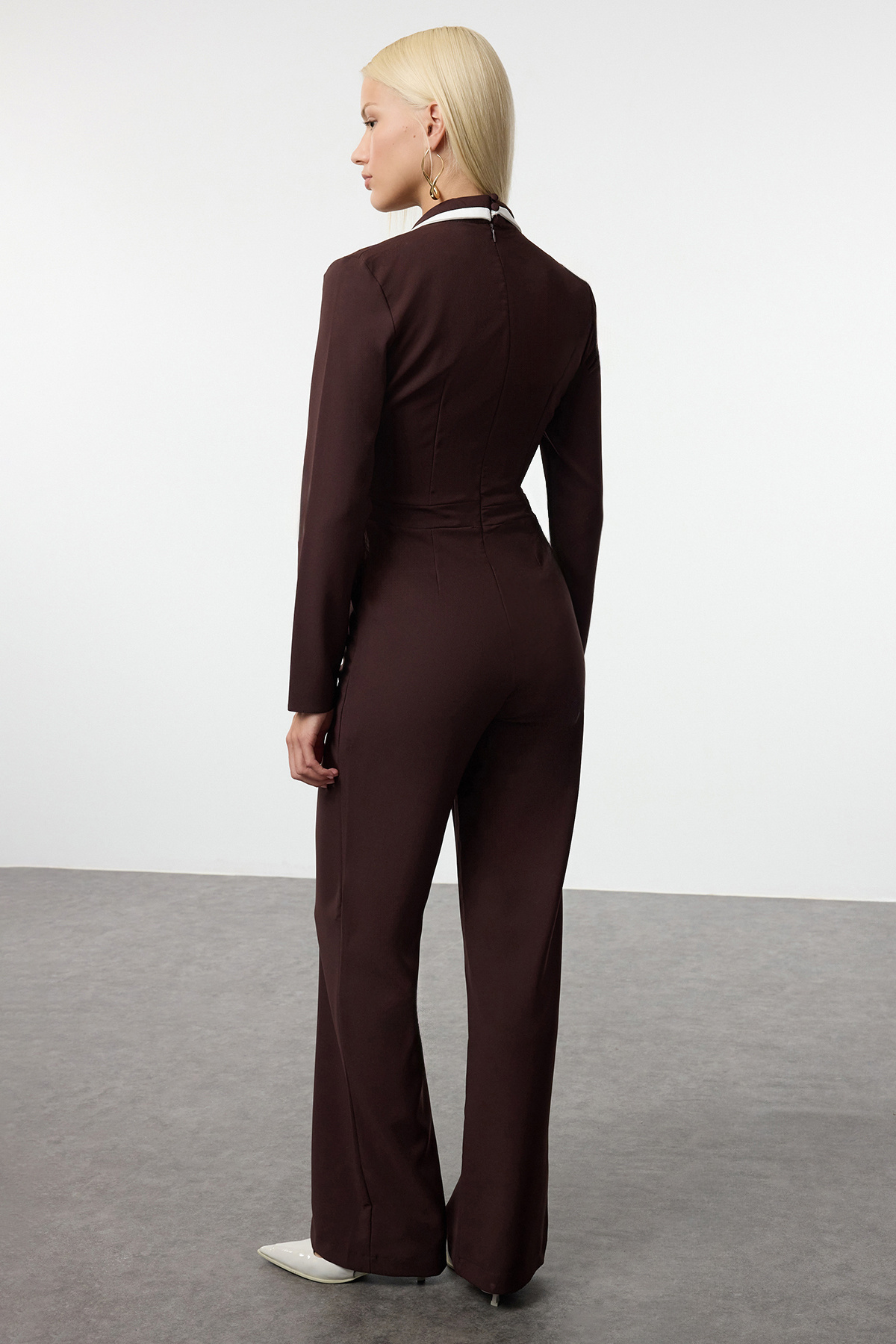 Trendyol Collection-Tkaný hnědý overal – s knoflíkem, TWOAW22TU0238 5