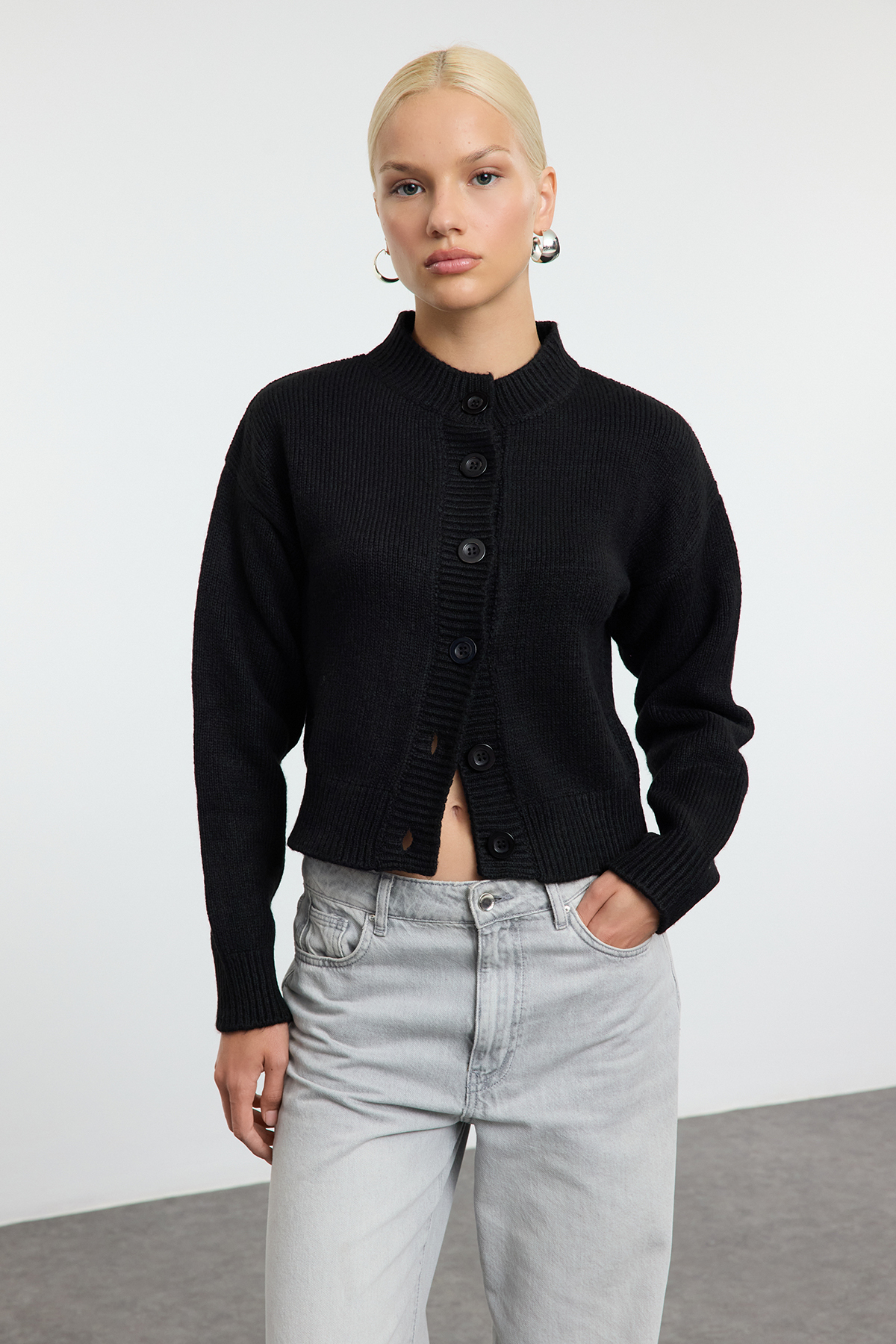 Trendyolmilla  Siyah-Antrasit Yumuşak Dokulu İkili Paket Bisiklet Yaka Triko Hırka TWOAW25HI00352 - Görsel 2