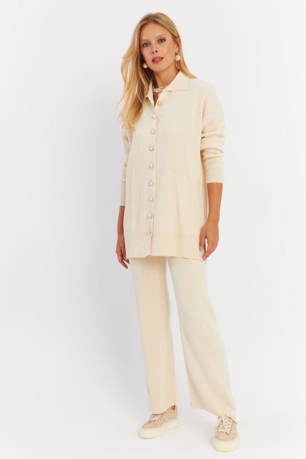 Cool & Sexy-Ecru Women's Knitwear Cardigan and Bottom Set - Pearl Buttoned Nuv26 5