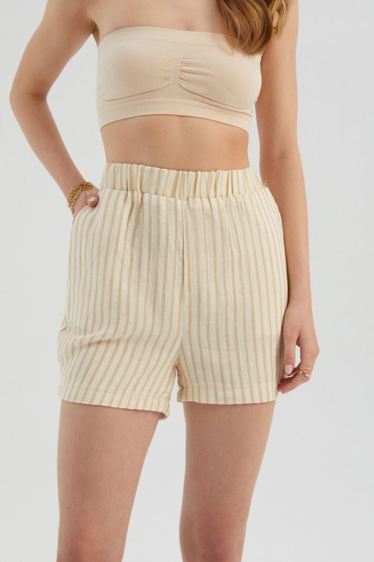Hiccup-Stripe High Waist Elastic Waist Shorts 2