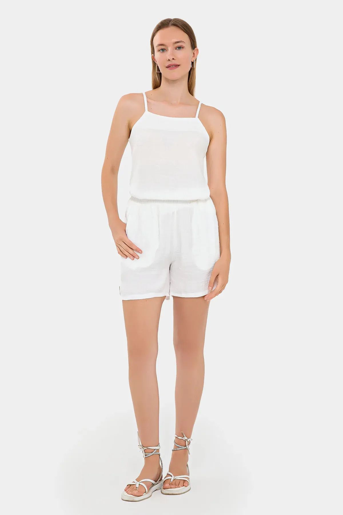 complete the look image