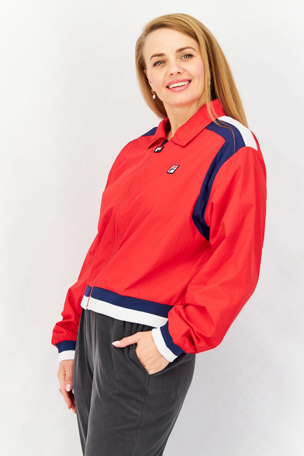 Fila-Women Sportswear Fit Brand Logo Windbreaker Jacket, Red Combo 2