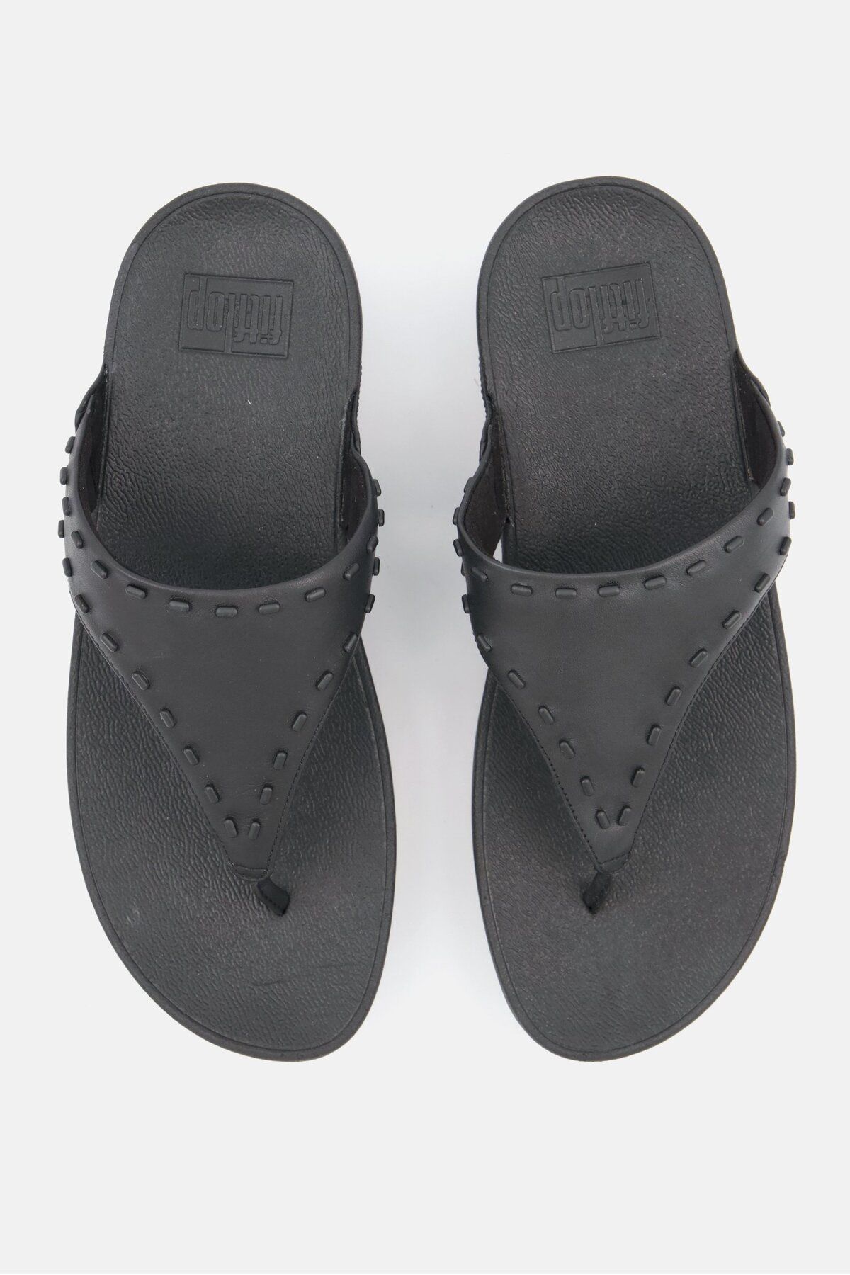 Fitflop-Women Lulu Rubber Stud Leather Toe Post Sandals, Black 2