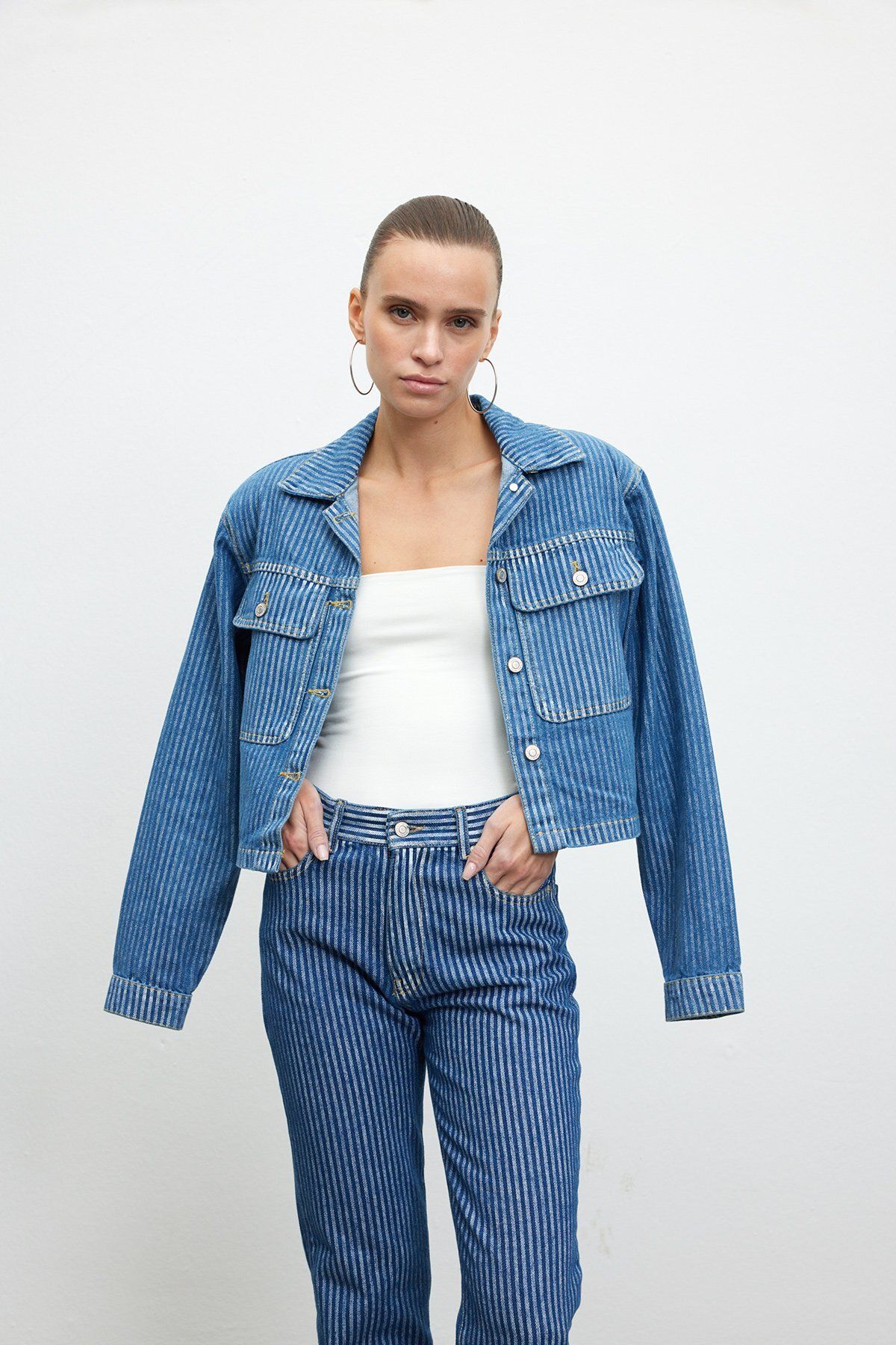 VATKALI-Jachetă crop din denim cu dungi 4
